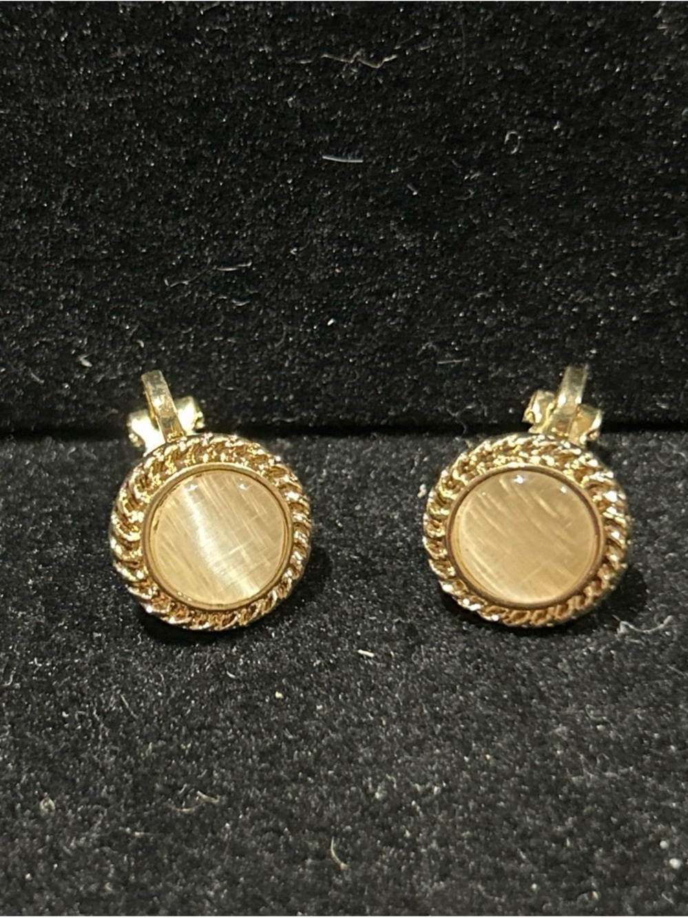 Gold-Tone Round Rope-Edge Clip-On Earrings